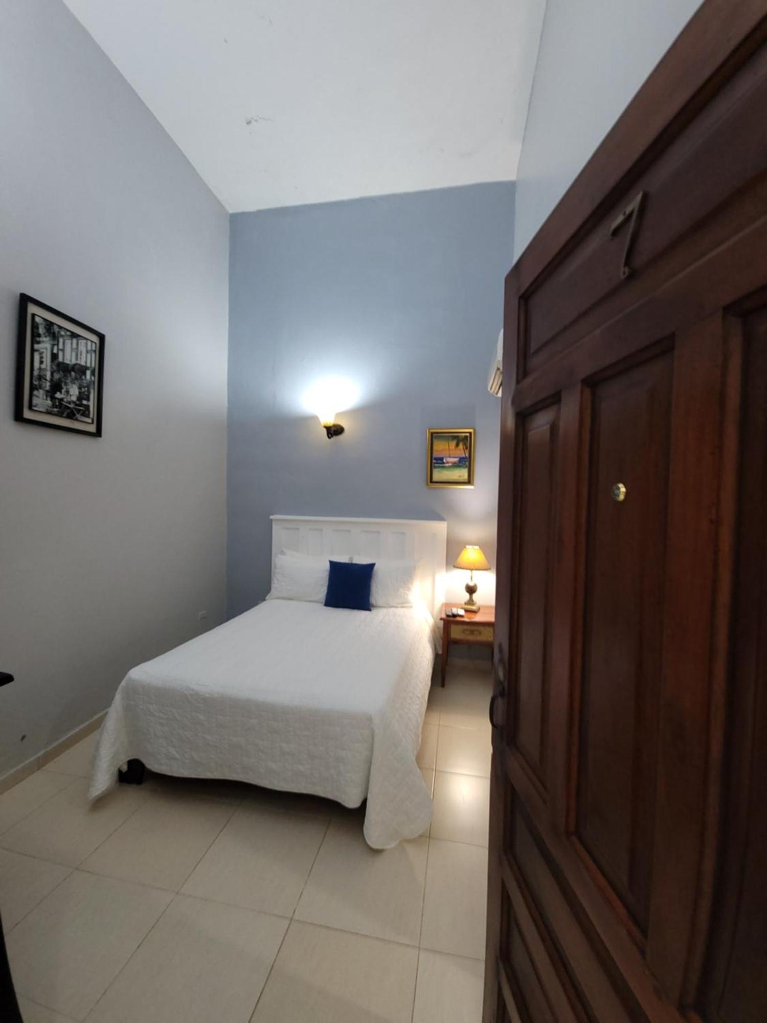 Hotel Class Colonial Santo Domingo Szoba fotó